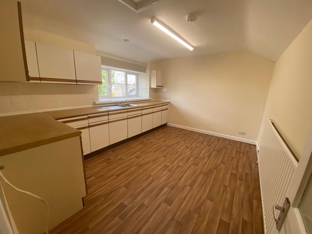Property photo 2 of 8 Not Specified