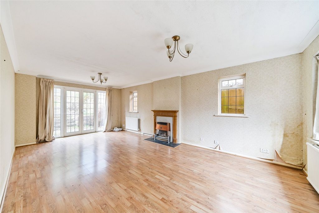 Property photo 3 of 17 Picture No. 04