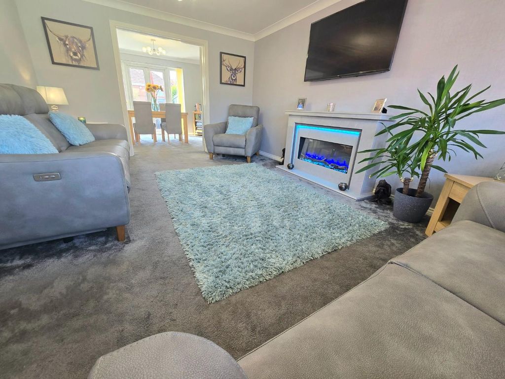 Property photo 3 of 19