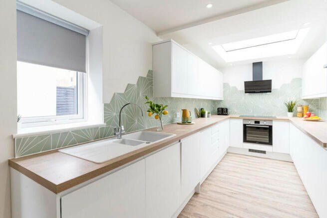 Property photo 3 of 15 Picture No. 01