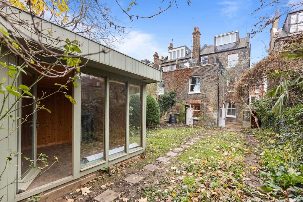 Property photo 3 of 9