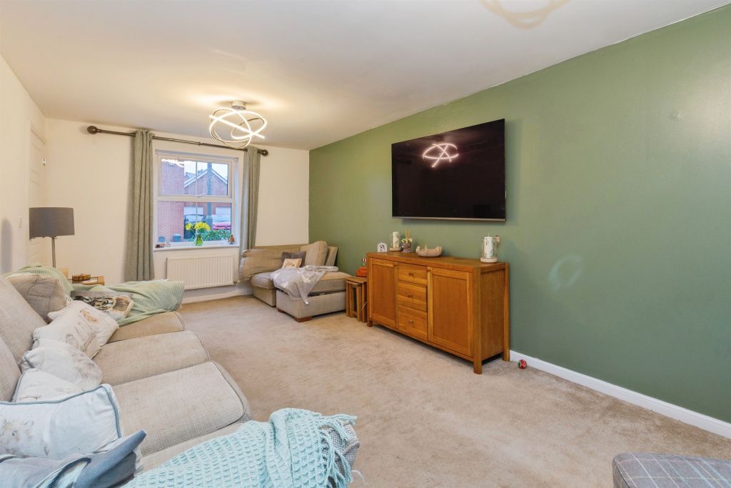 Property photo 3 of 24