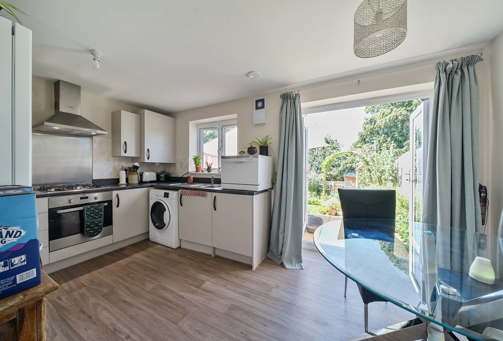 Property photo 2 of 22 1327052-5-6883B53...