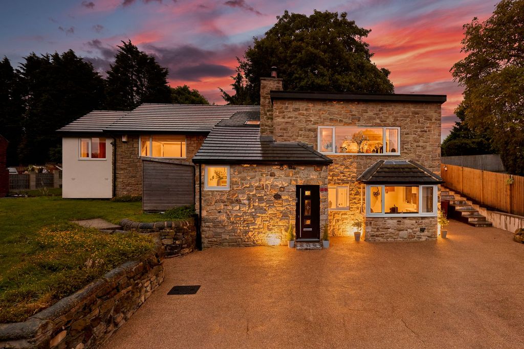 Property photo 1 of 46