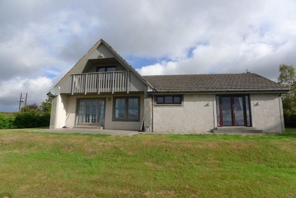 Property photo 1 of 25
