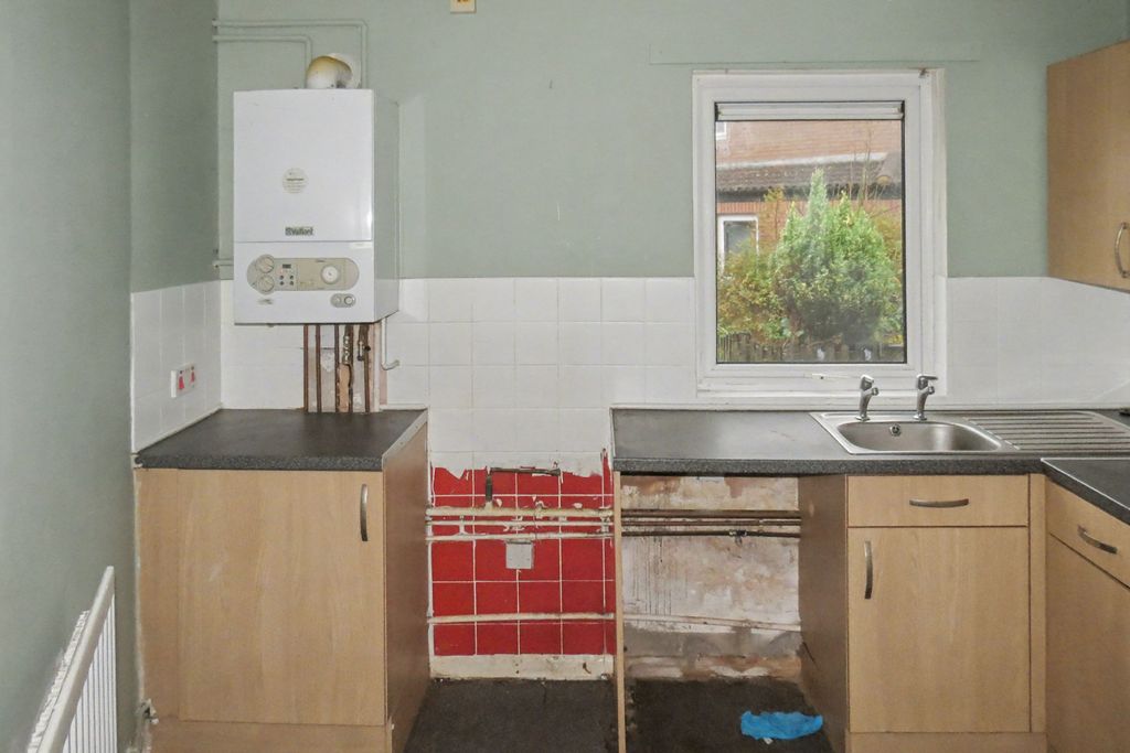 Property photo 3 of 23 25 Dover Close, Murdishaw, Runcorn Wa7 6Ja