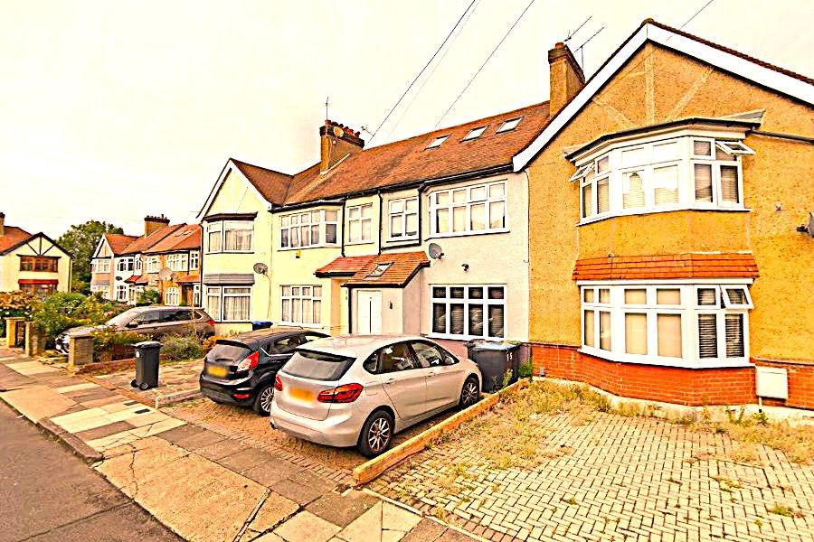 Property photo 1 of 5