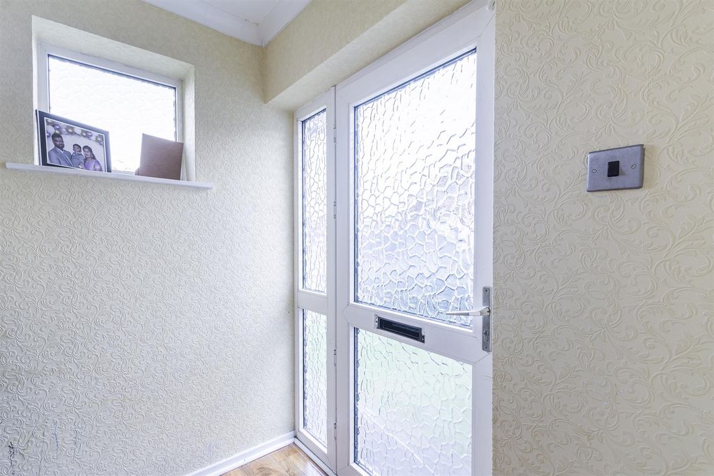 Property photo 2 of 19 Ccltd18.Jpg