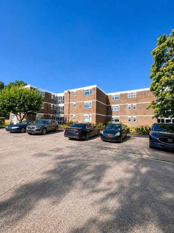 Property photo 1 of 12