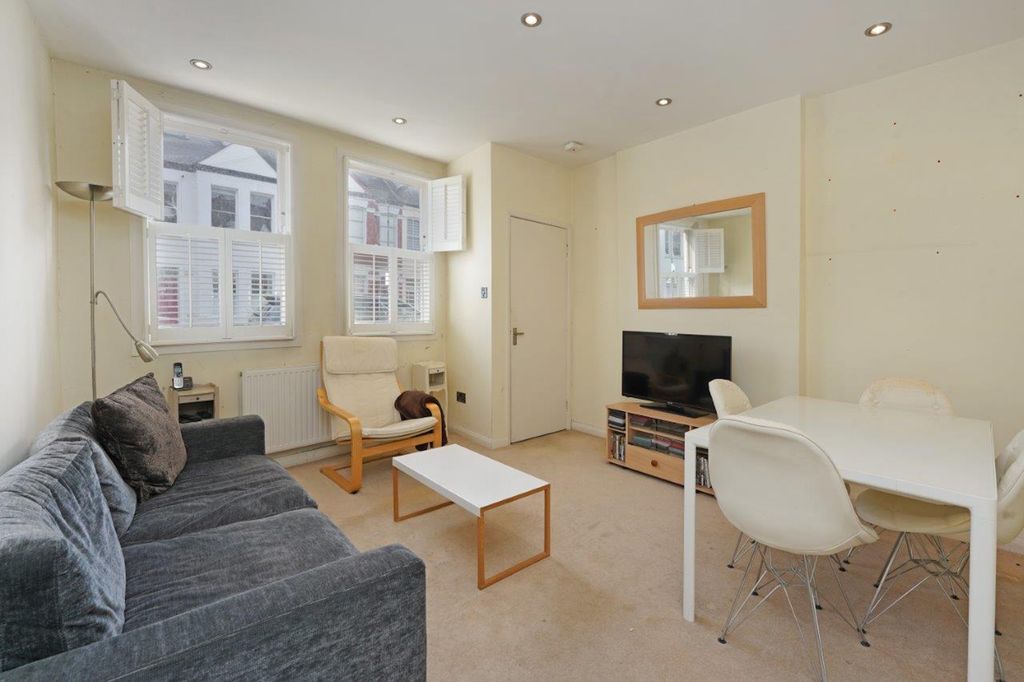 Property photo 1 of 10 Recep 1
