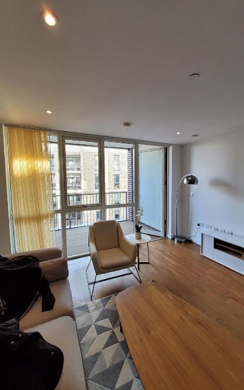 Property photo 3 of 8 Photo 3