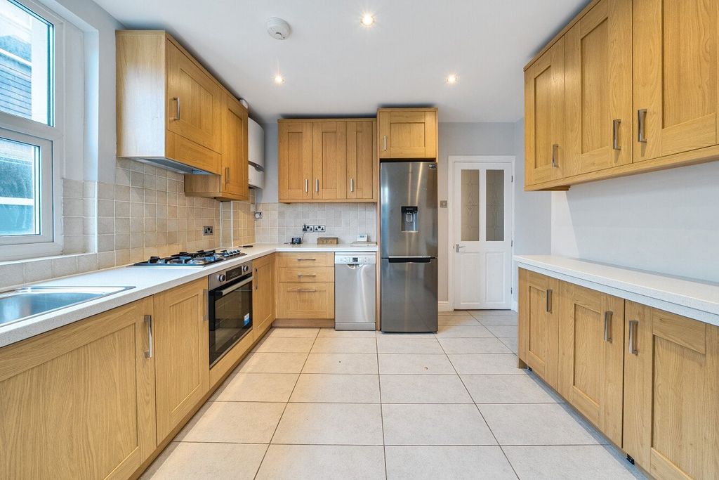 Property photo 3 of 14 Picture No. 19