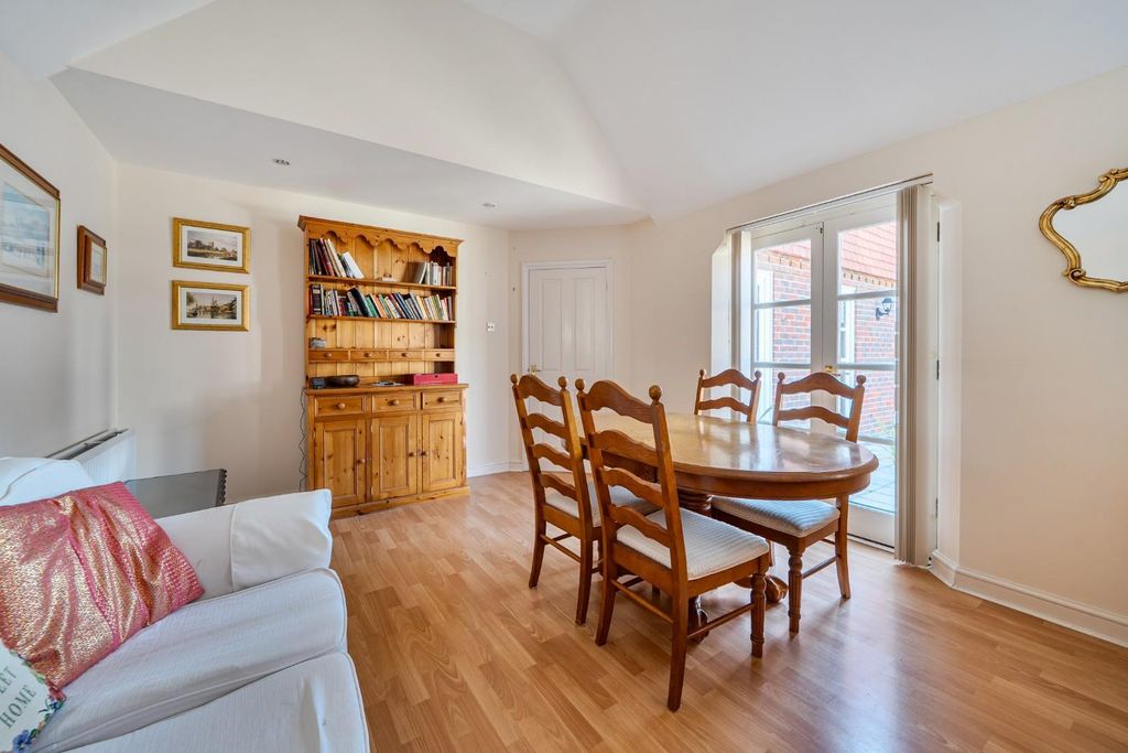 Property photo 1 of 21 1495258-21-6A58B80De9A57.Jpg