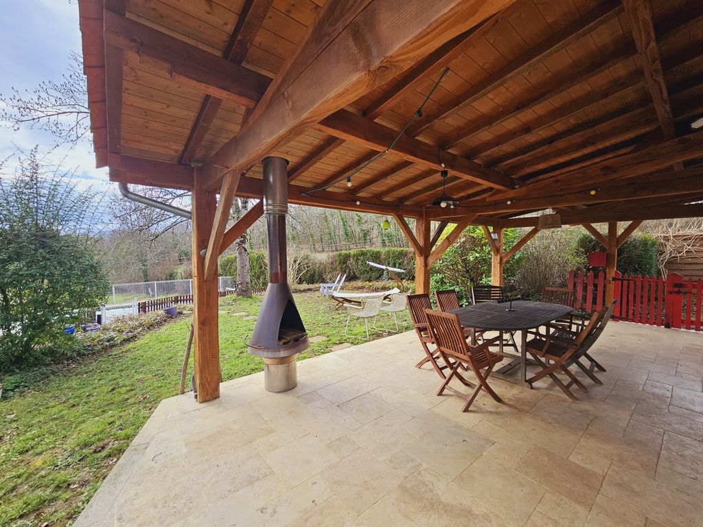 Property photo 3 of 26