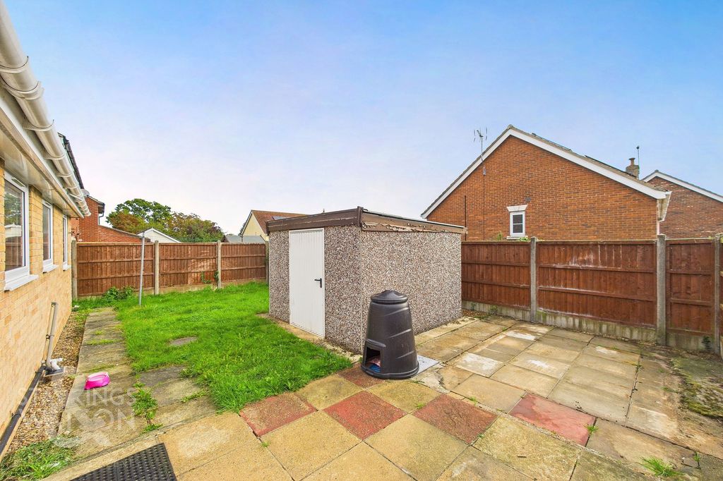 Property photo 2 of 19