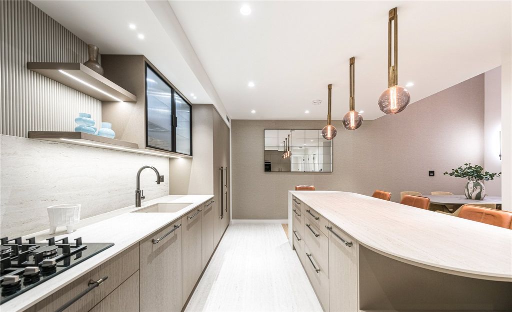 Property photo 3 of 25 Picture No. 14