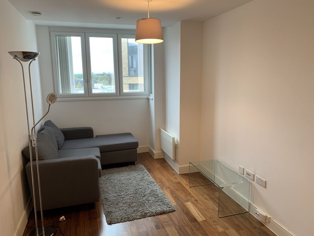 Property photo 3 of 7 709 Hr Photo Aug22 (12)