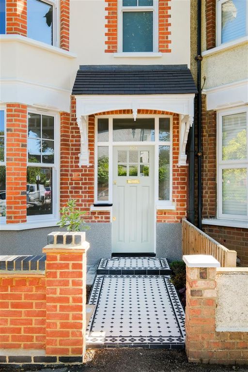 Property photo 2 of 57 169 Peterborough Road-3.Jpg