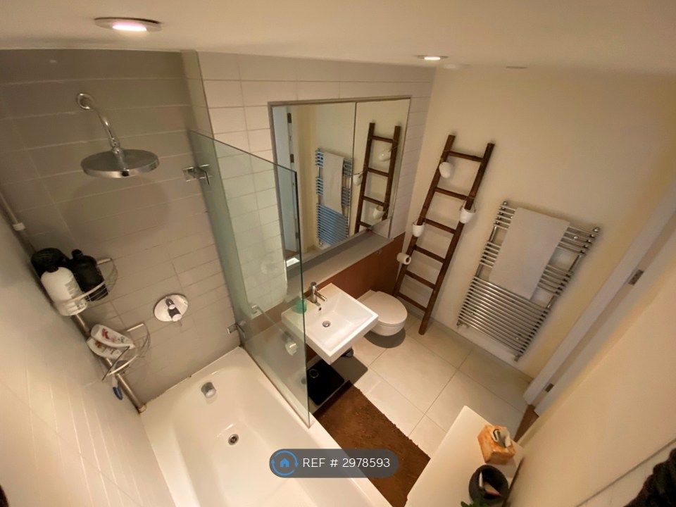 Property photo 3 of 10 The Bathroom