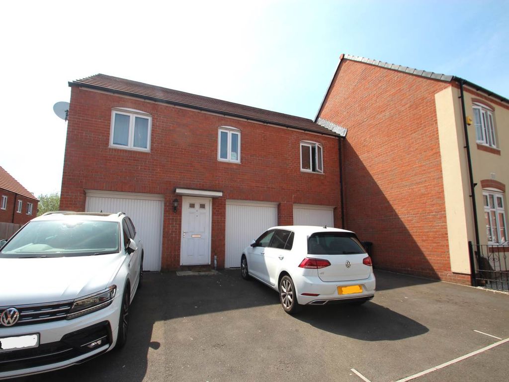Property photo 1 of 8 External Front