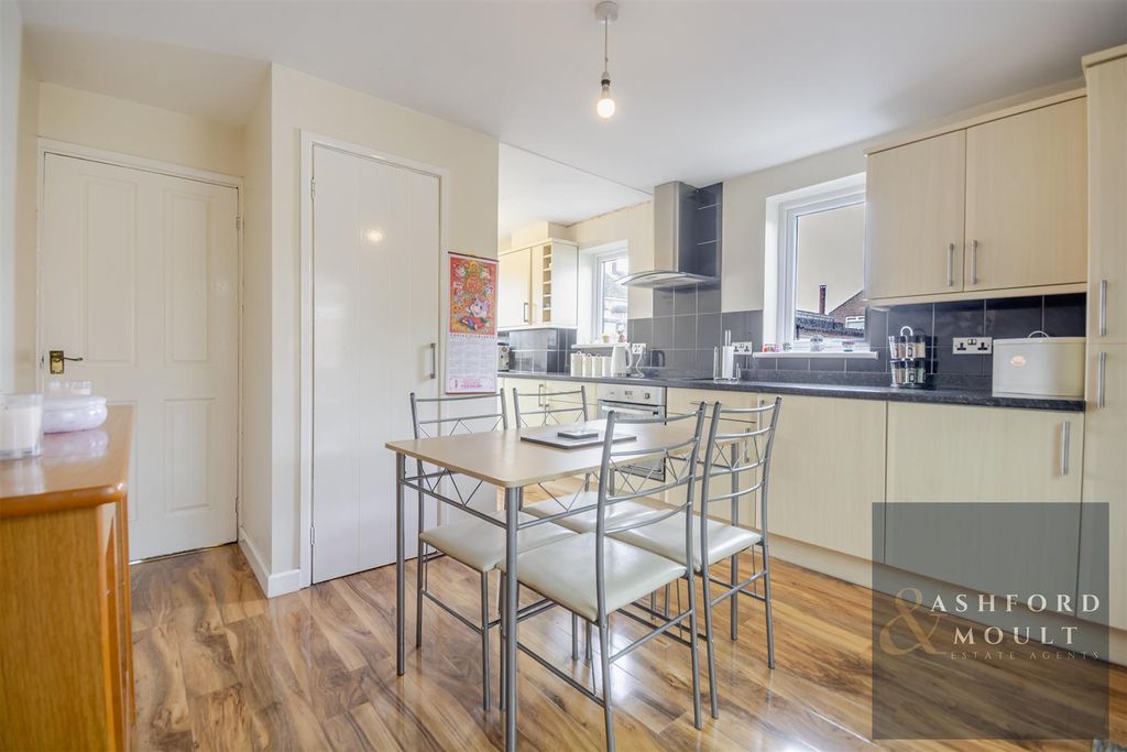 Property photo 2 of 25 Ashford-4.Jpg