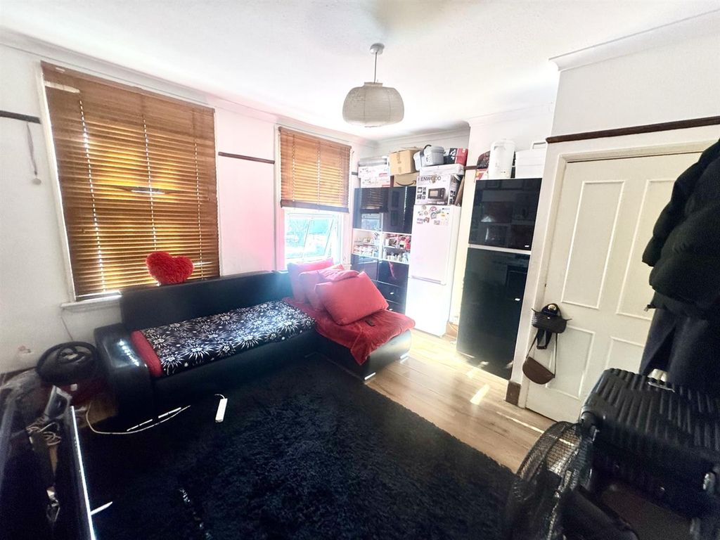 Property photo 3 of 9 Img_0954.Jpg