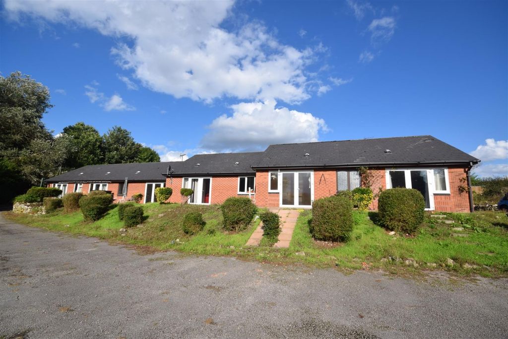 Property photo 1 of 9 2676711