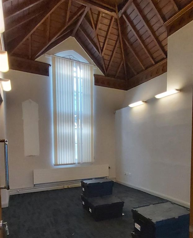 Property photo 2 of 4