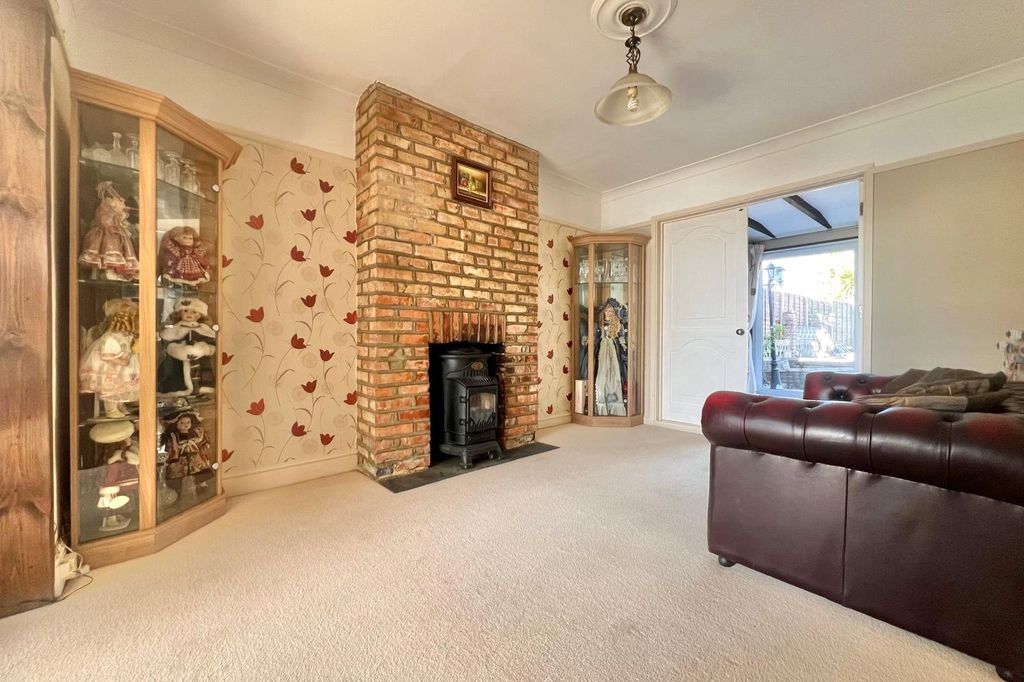 Property photo 2 of 19 Picture No. 04