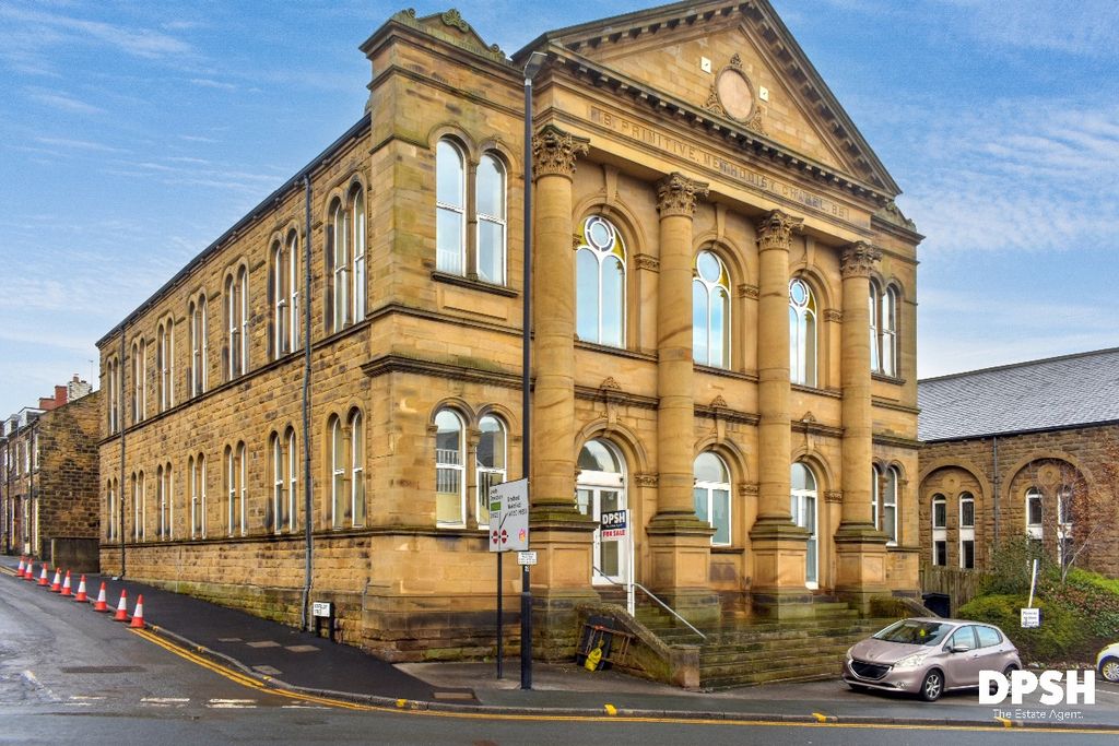 Property photo 1 of 20