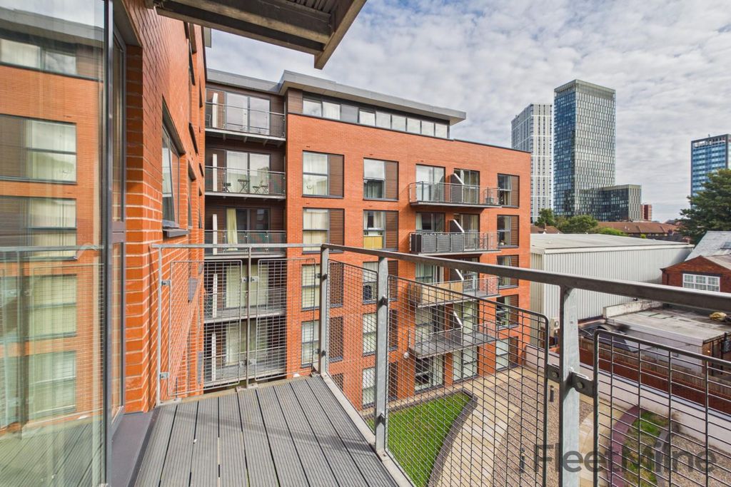 Property photo 2 of 14 Balcony