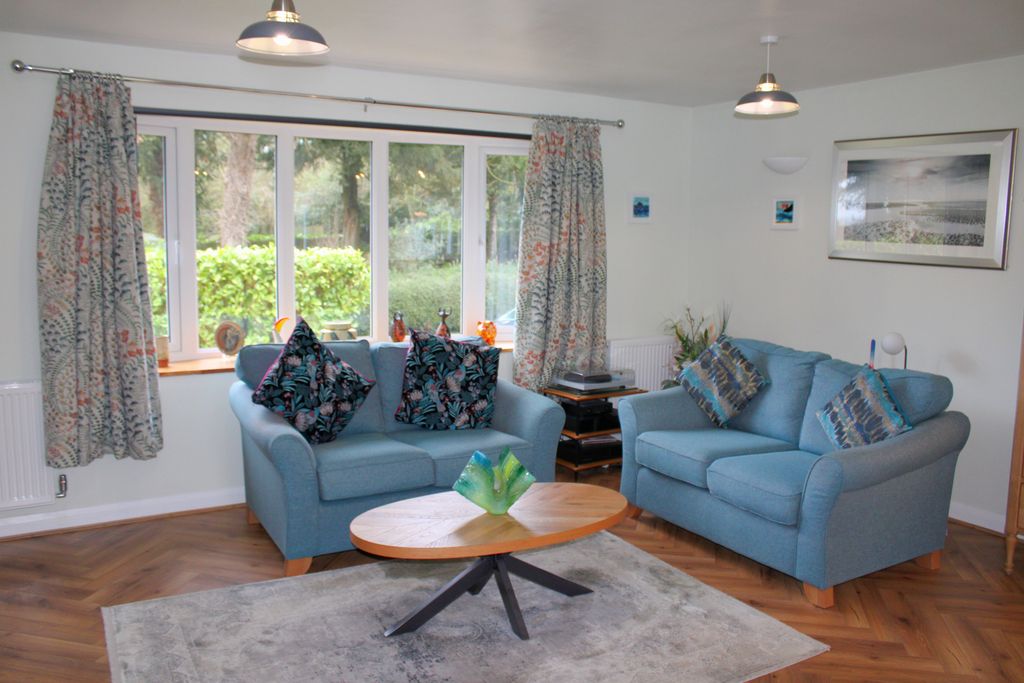 Property photo 3 of 15