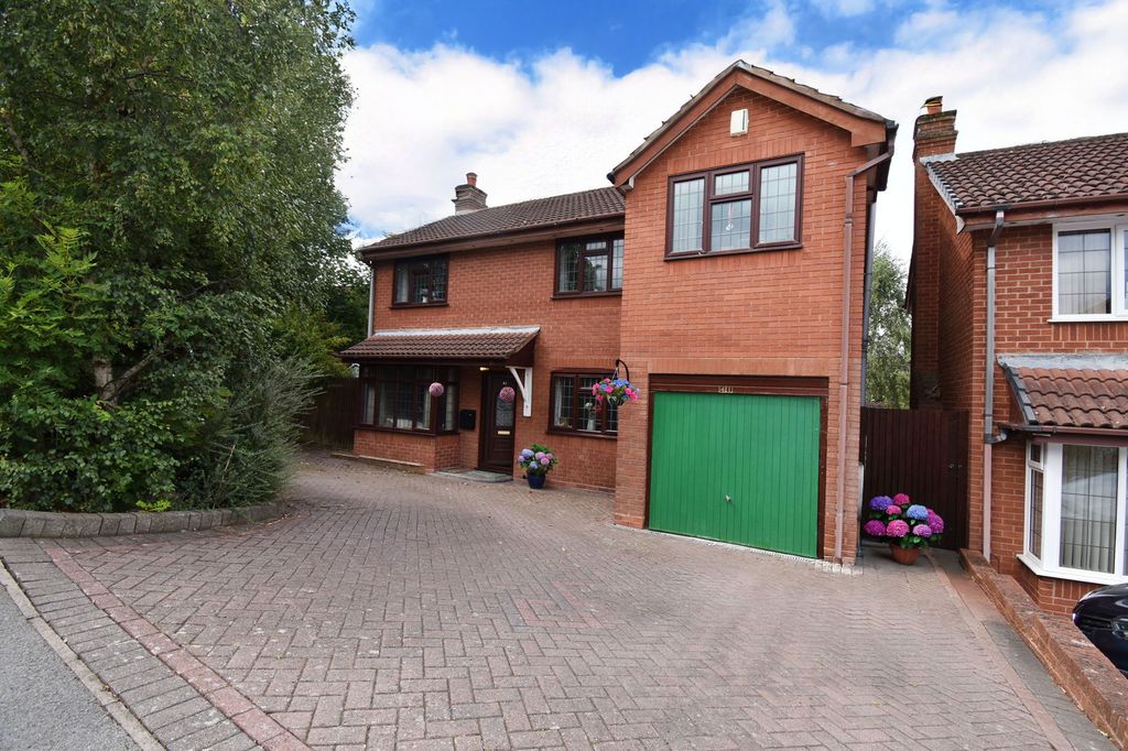 Property photo 1 of 22