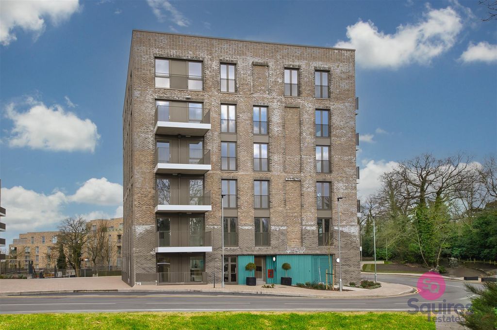 Property photo 1 of 29