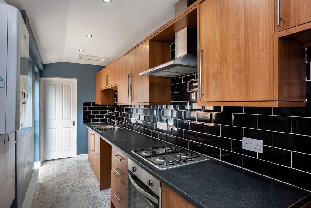 Property photo 2 of 10 0 General