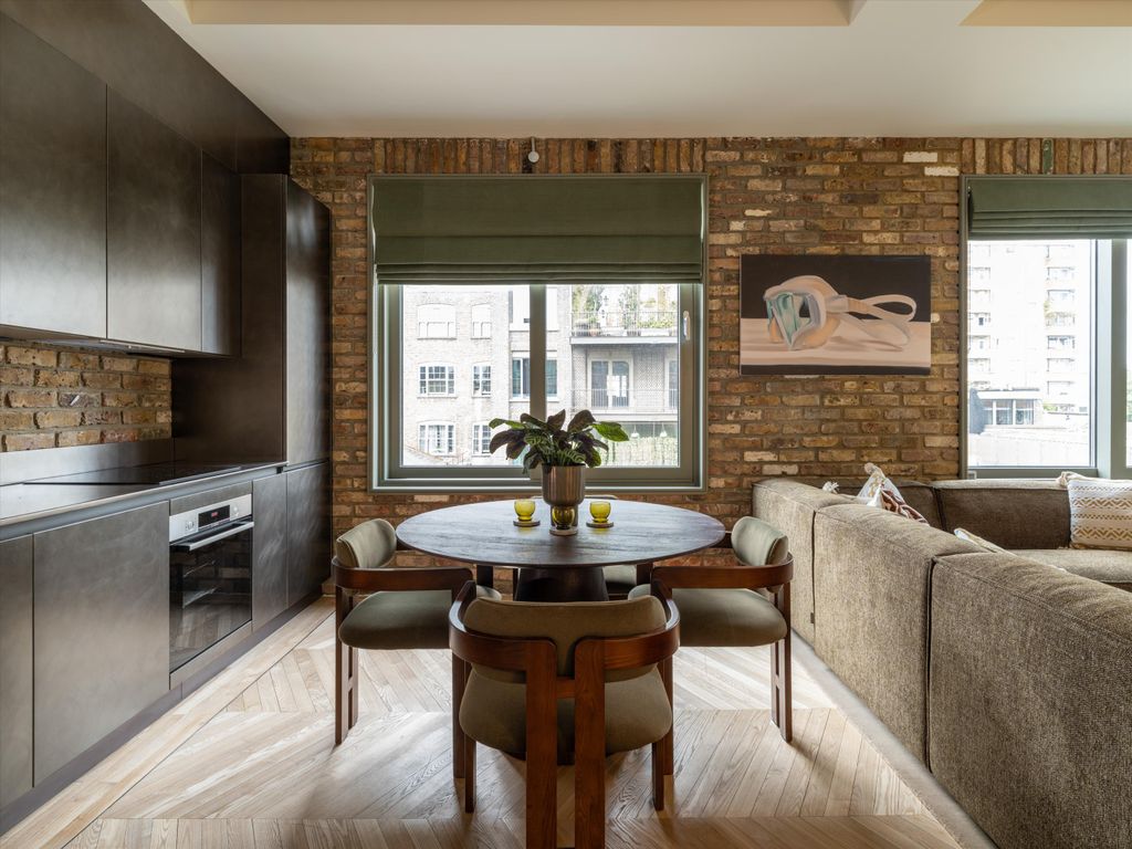 Property photo 3 of 6 Image