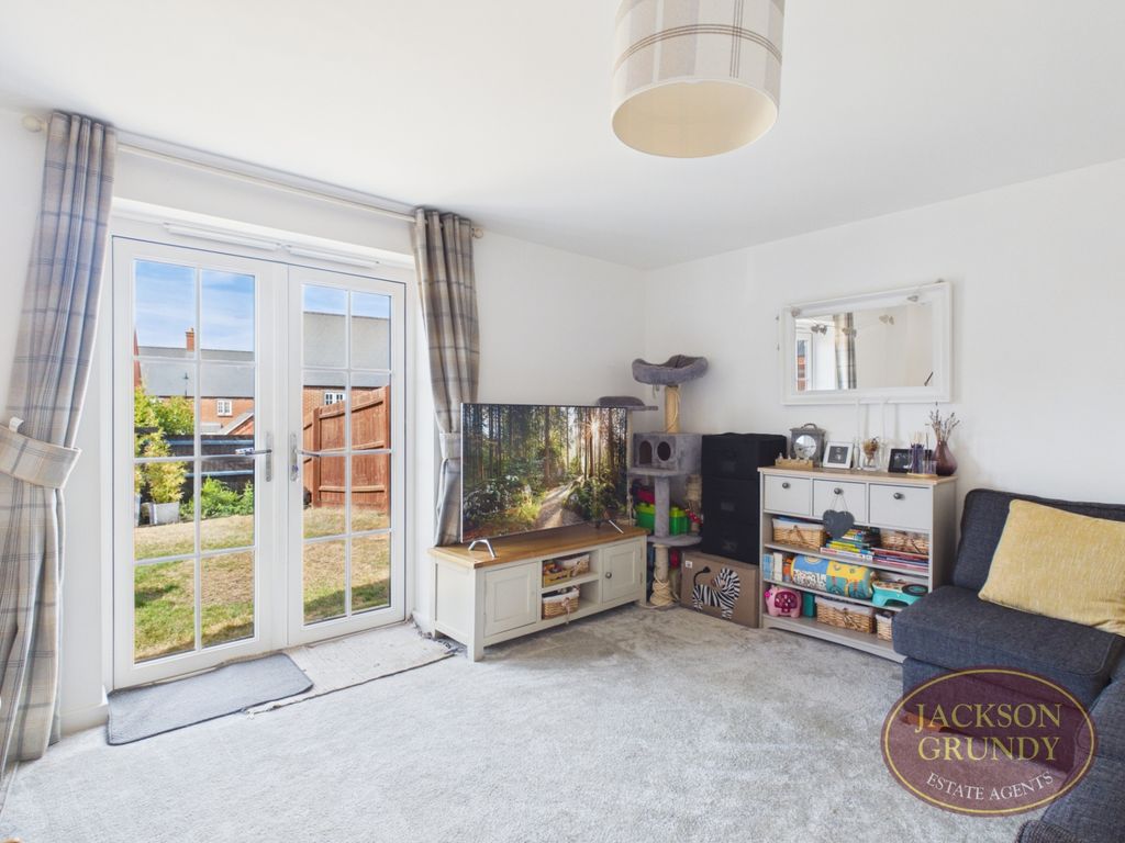 Property photo 2 of 12 Pianoforte Road