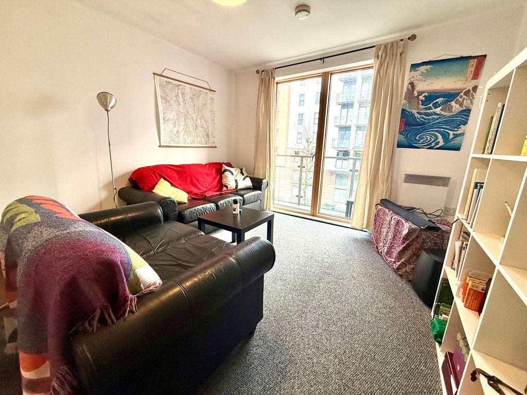 Property photo 2 of 9