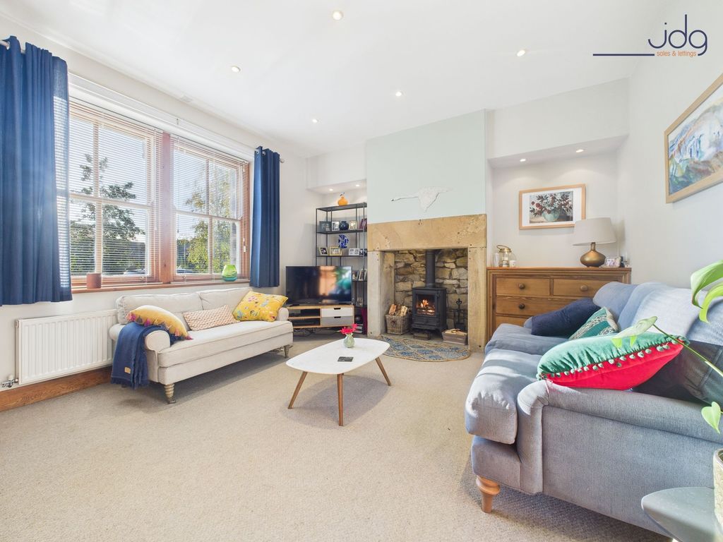 Property photo 2 of 15 Living Room