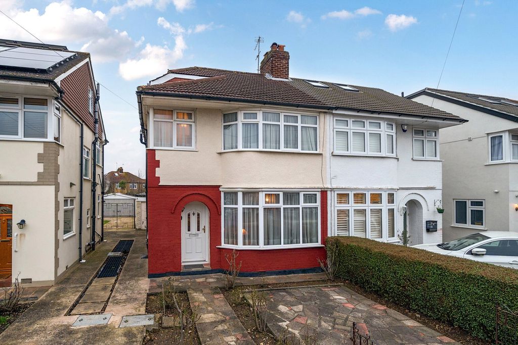 Property photo 1 of 16 1
