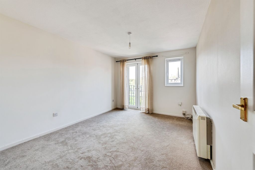 Property photo 3 of 7
