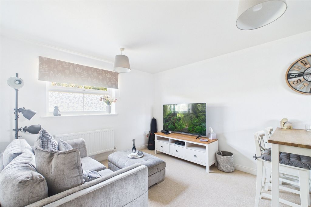 Property photo 2 of 7 Picture No. 05