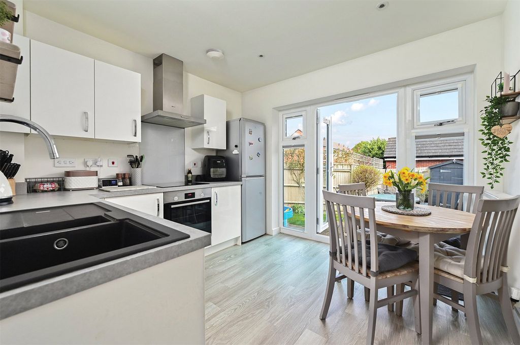 Property photo 3 of 13 Kitchen/Diner Photo