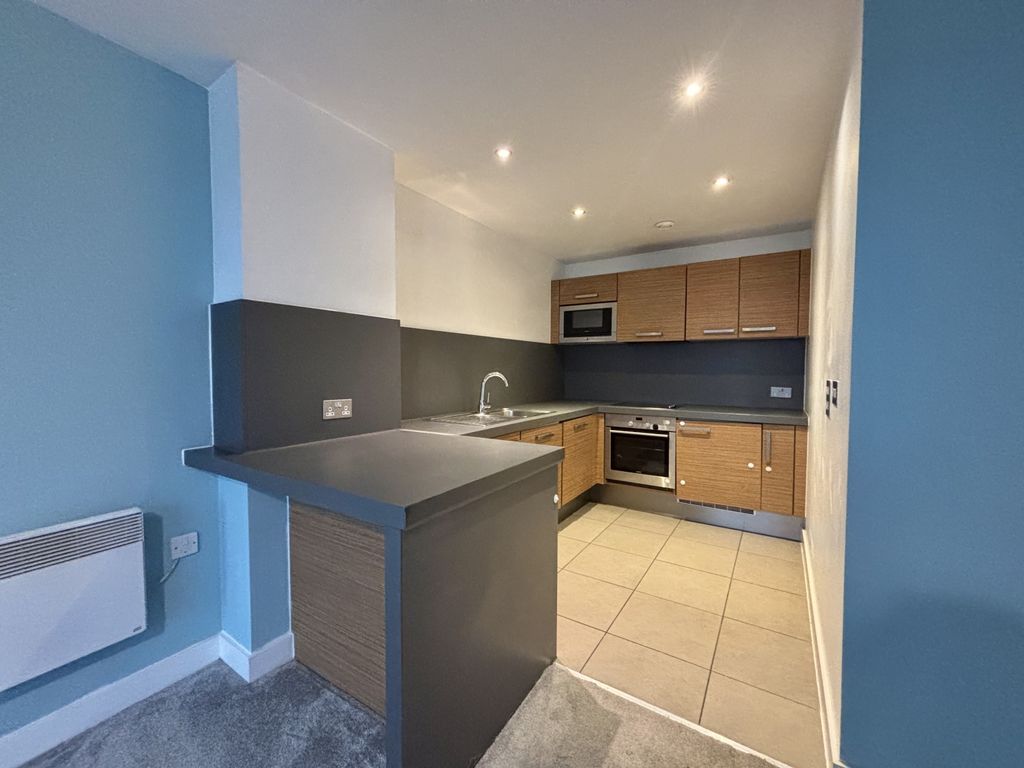 Property photo 2 of 11 Image00009