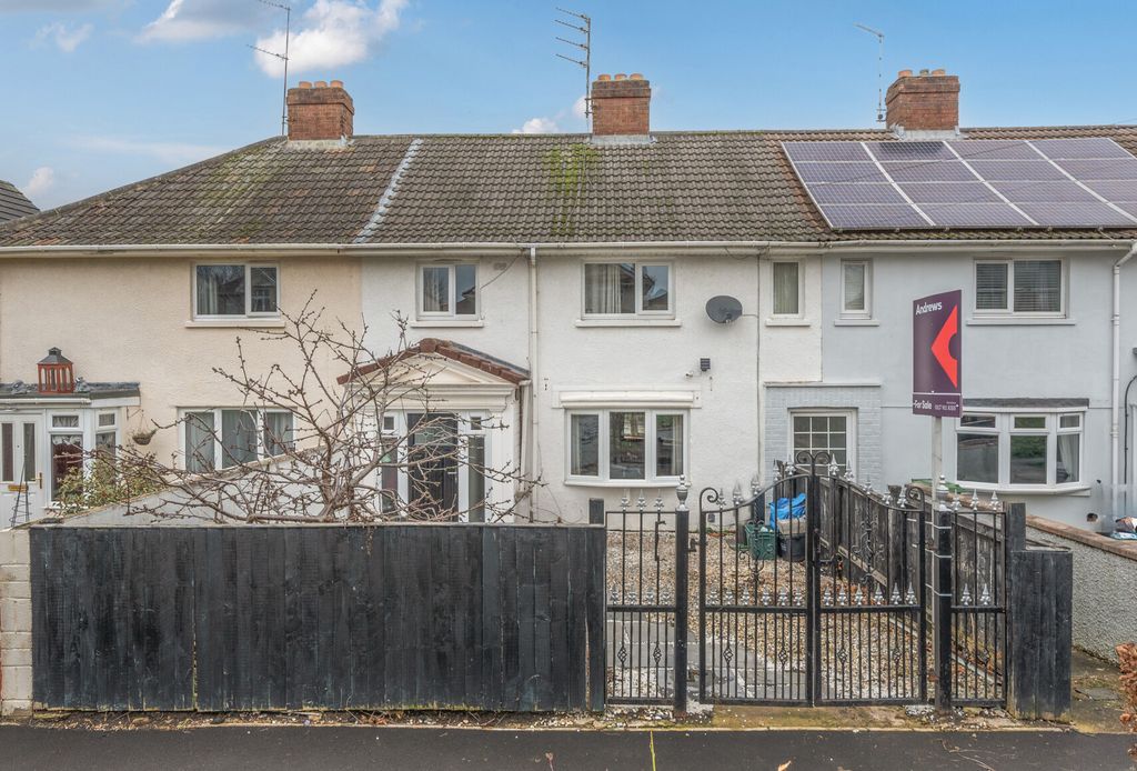 Property photo 1 of 16 1402697-20-697cc0...