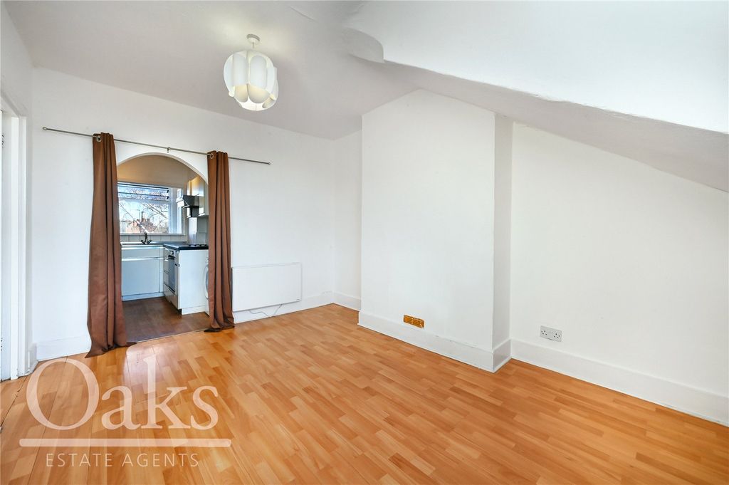 Property photo 2 of 8 Picture No. 07