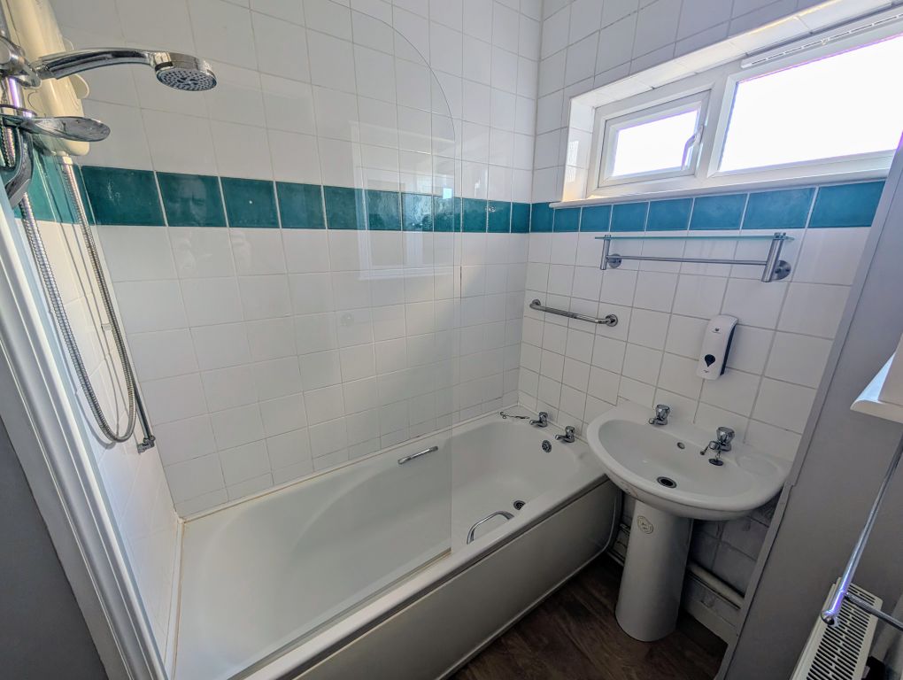 Property photo 3 of 4 Pxl_20250225_091814300~2