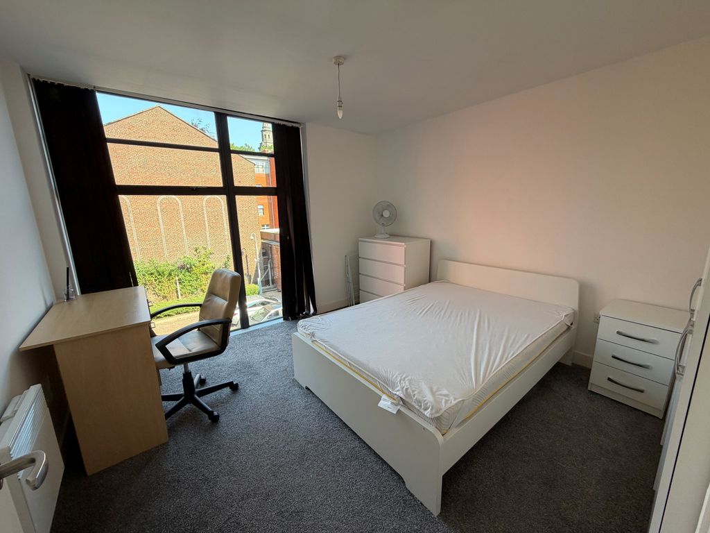 Property photo 2 of 4