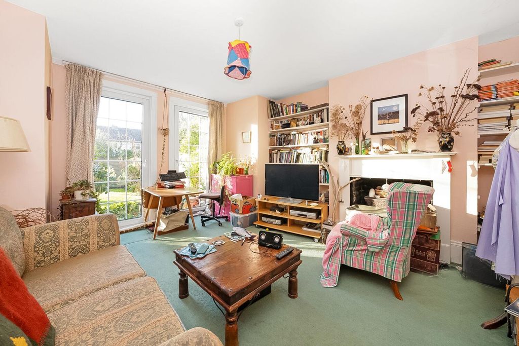Property photo 3 of 7 2.Jpg