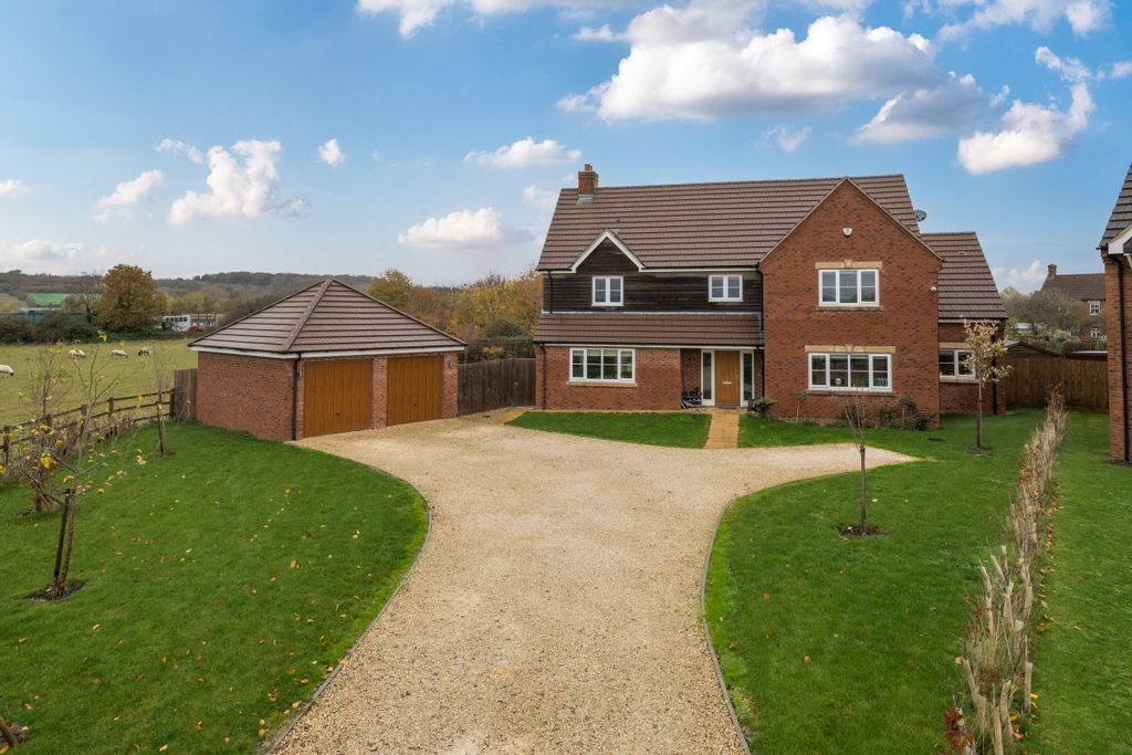 Property photo 3 of 20 1376340-1-6911c23...